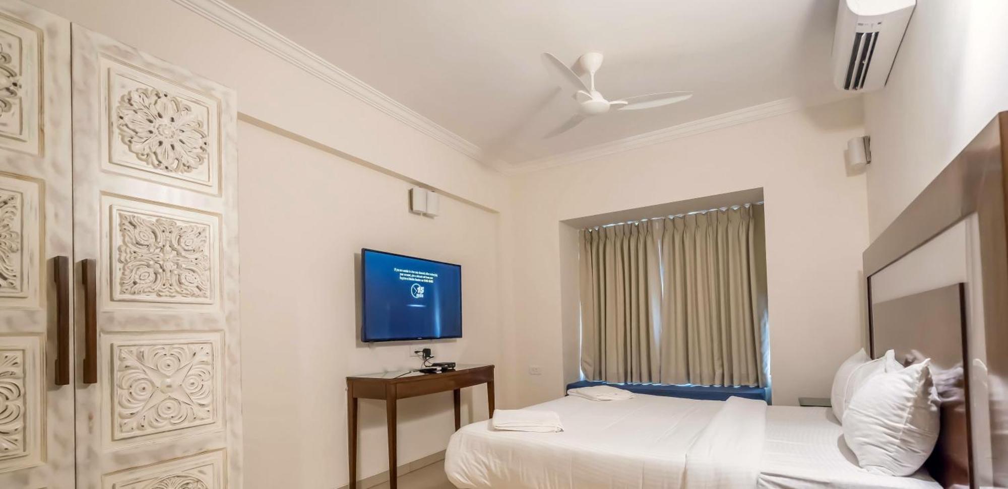 Casa Legend Suites Candolim Goa エクステリア 写真